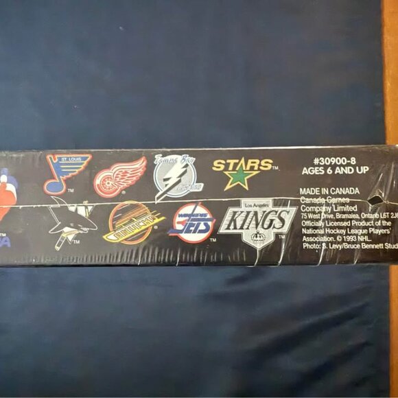 Jeremy Roenick CHICAGO BLACKHAWKS 250 Piece Puzzle - Picture 3 of 5